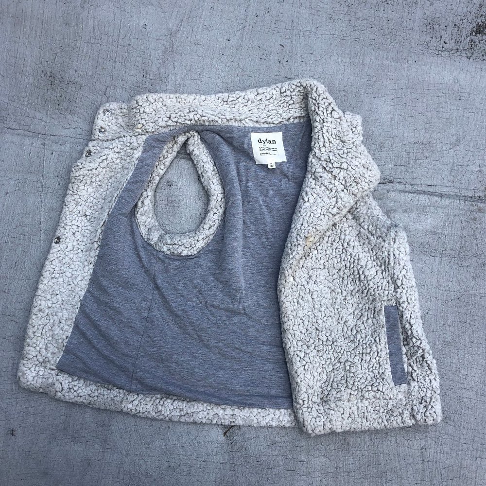 DYLAN Fuzzy Collared Vest